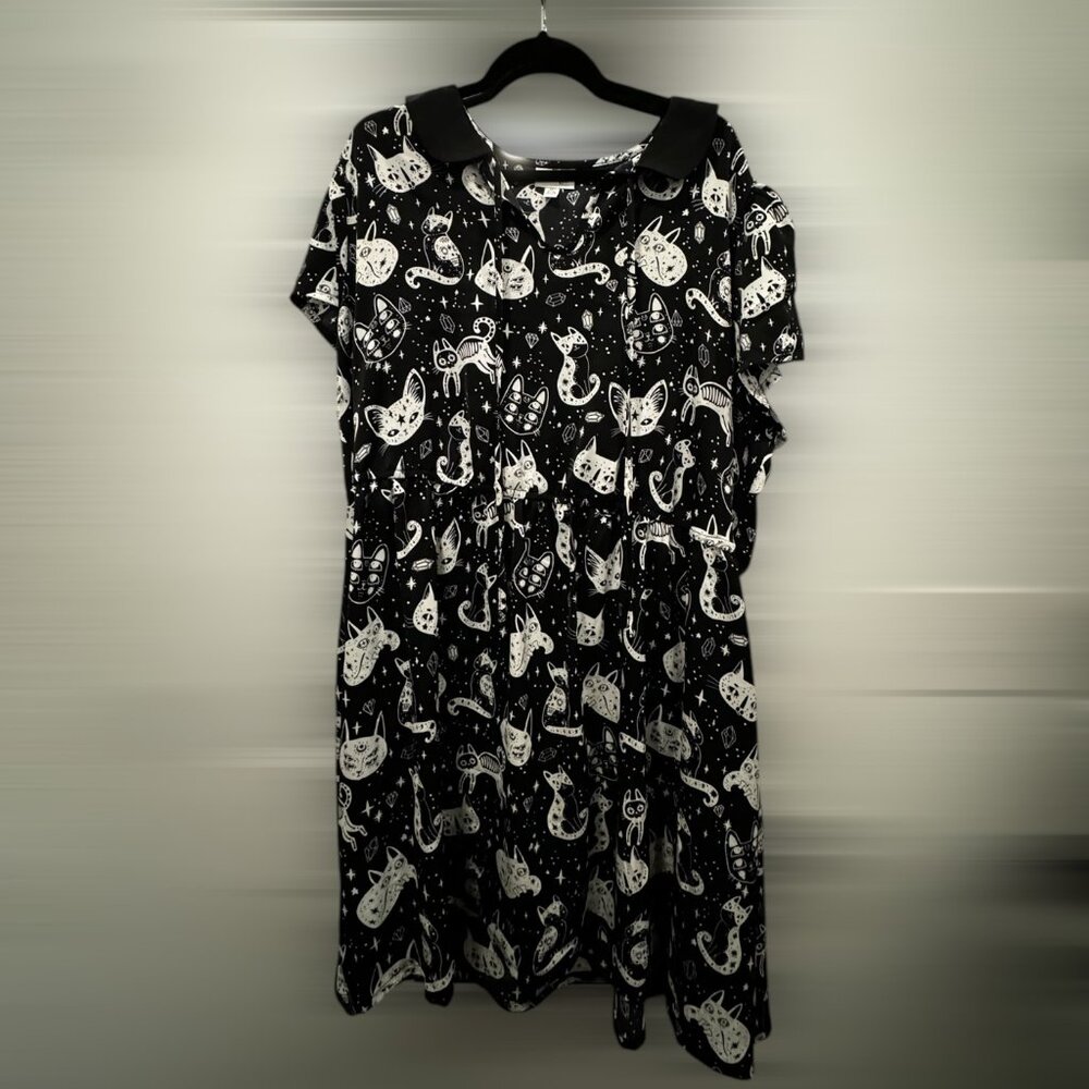 Unique Vintage Plus Size Black & White Cat Print Dress